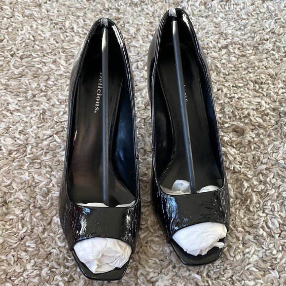 Black Open Toed Heels - Picture 4 of 5